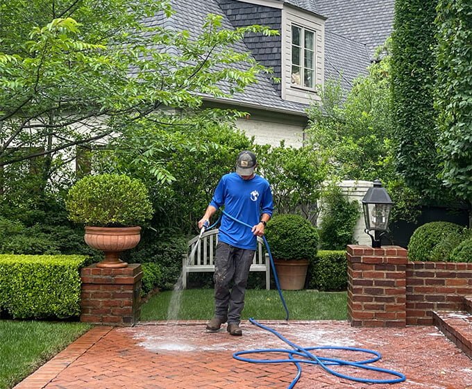 Choose the Right Surface Cleaning Services in Memphis, TN