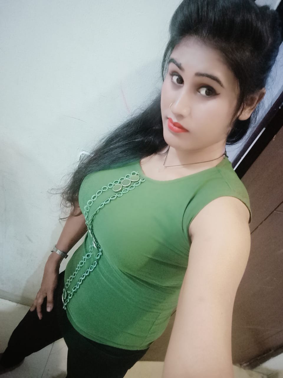 Independent call girls and escorts services in Noida – cglook