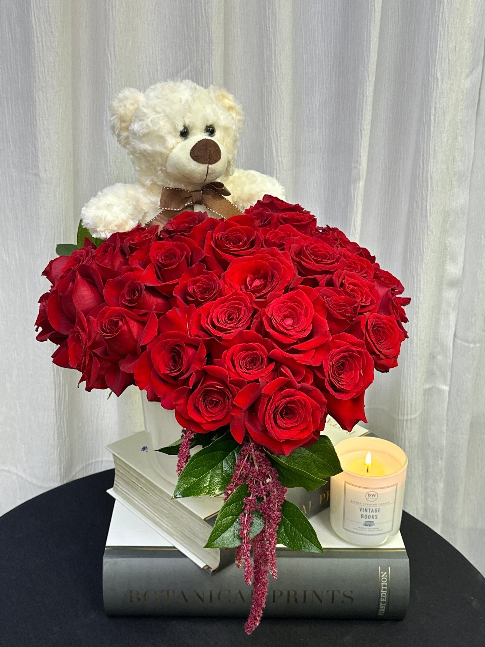 Send Rose Flowers Online – Same-Day Delivery Available!