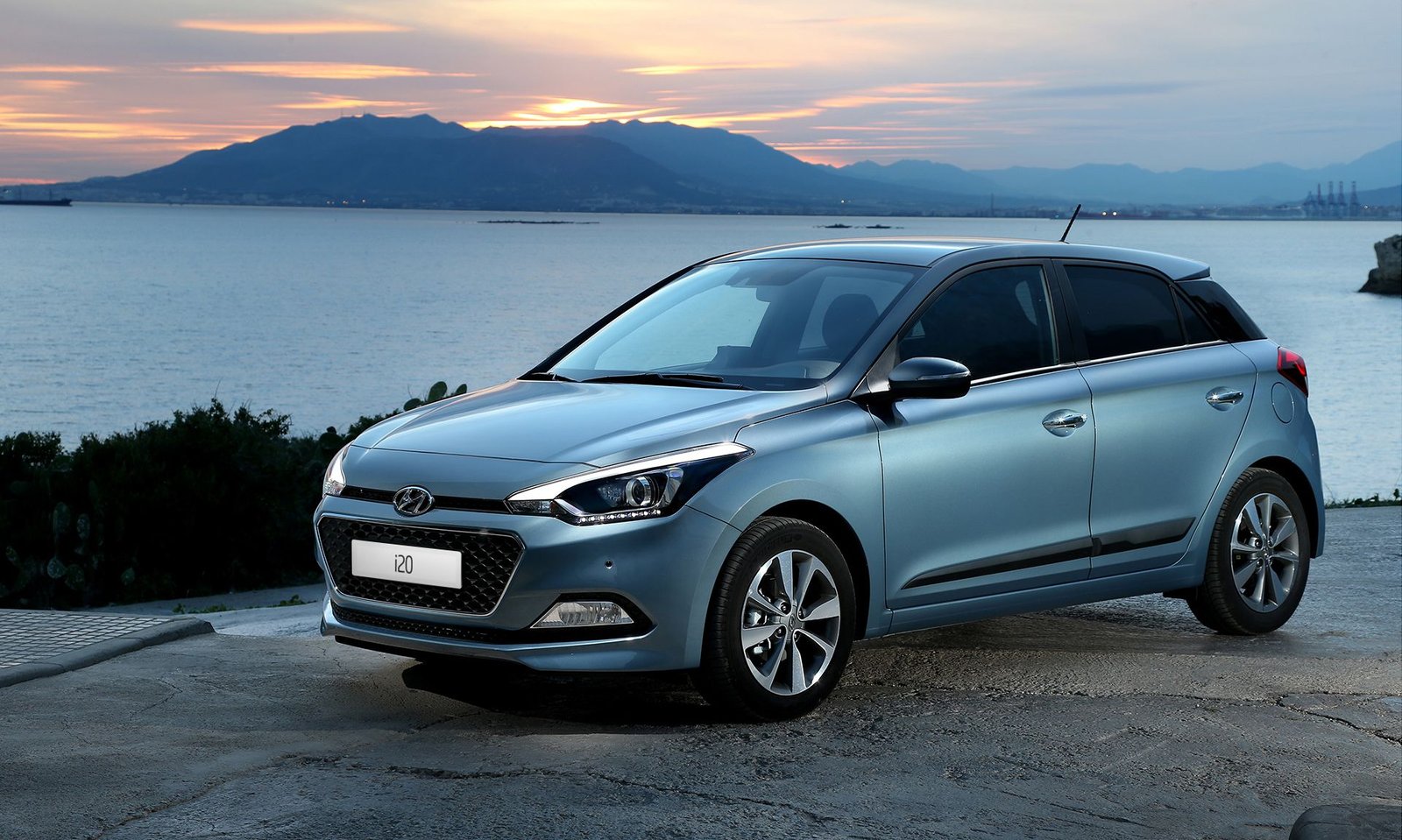 Is Hyundai i20 Ground Clearance Enough for Indian Road Conditions?