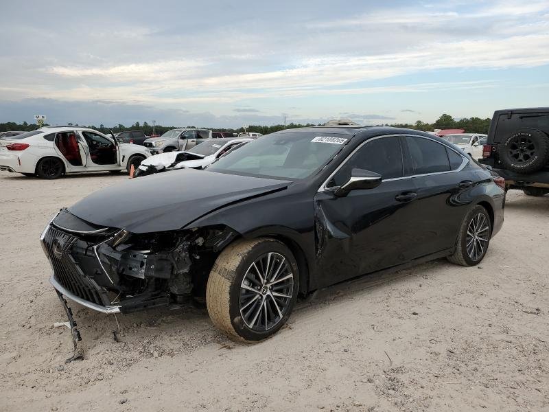 2020 Lexus $10,500 40/10 BHPH No credit check