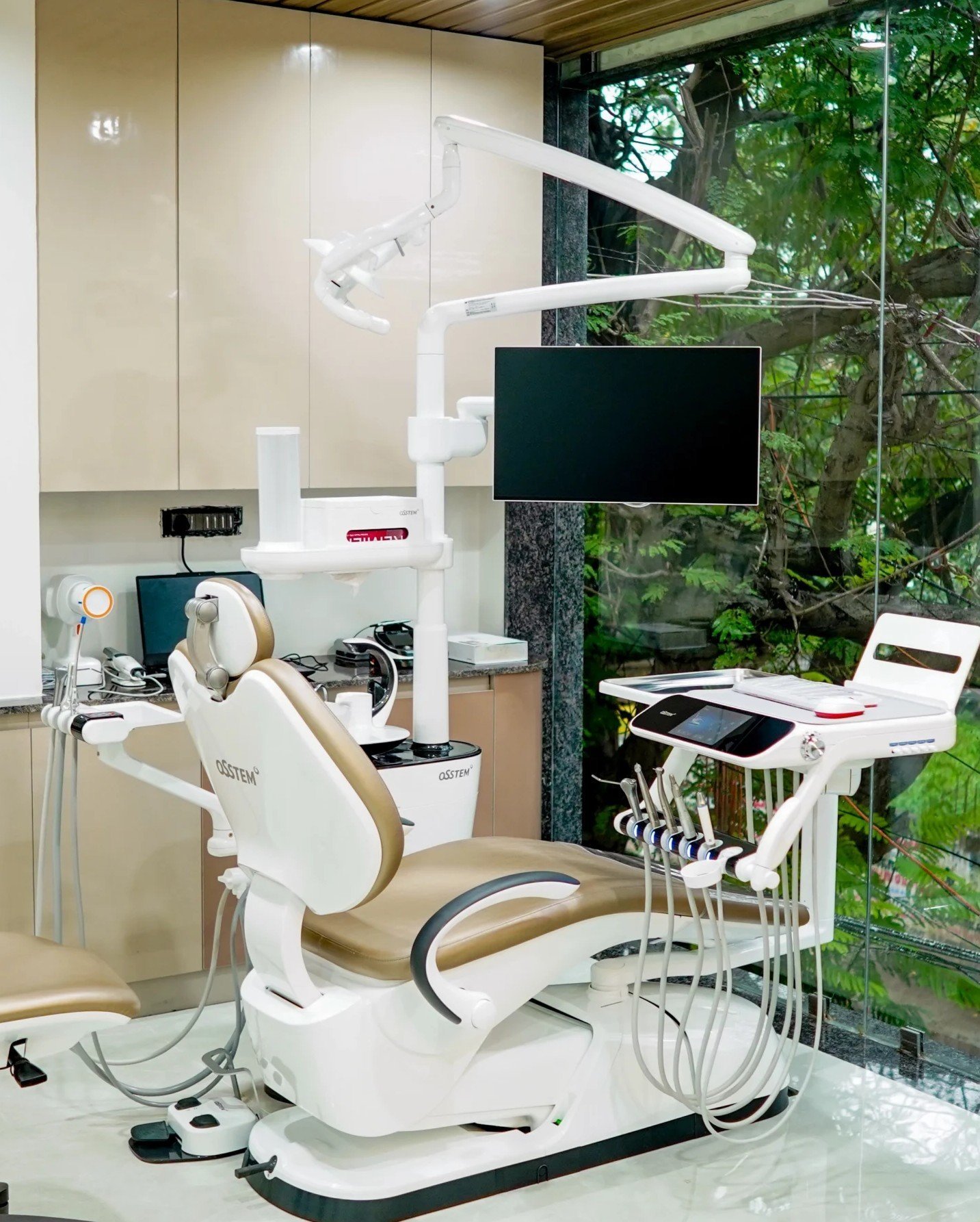 Best Dental Clinic in Chennai – Dew Clinic