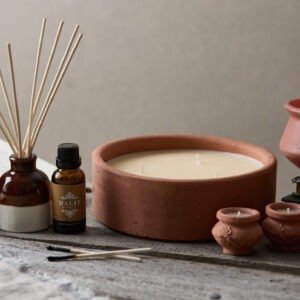 Quality Candles and Coconut Oil Soap for Everyday Luxury