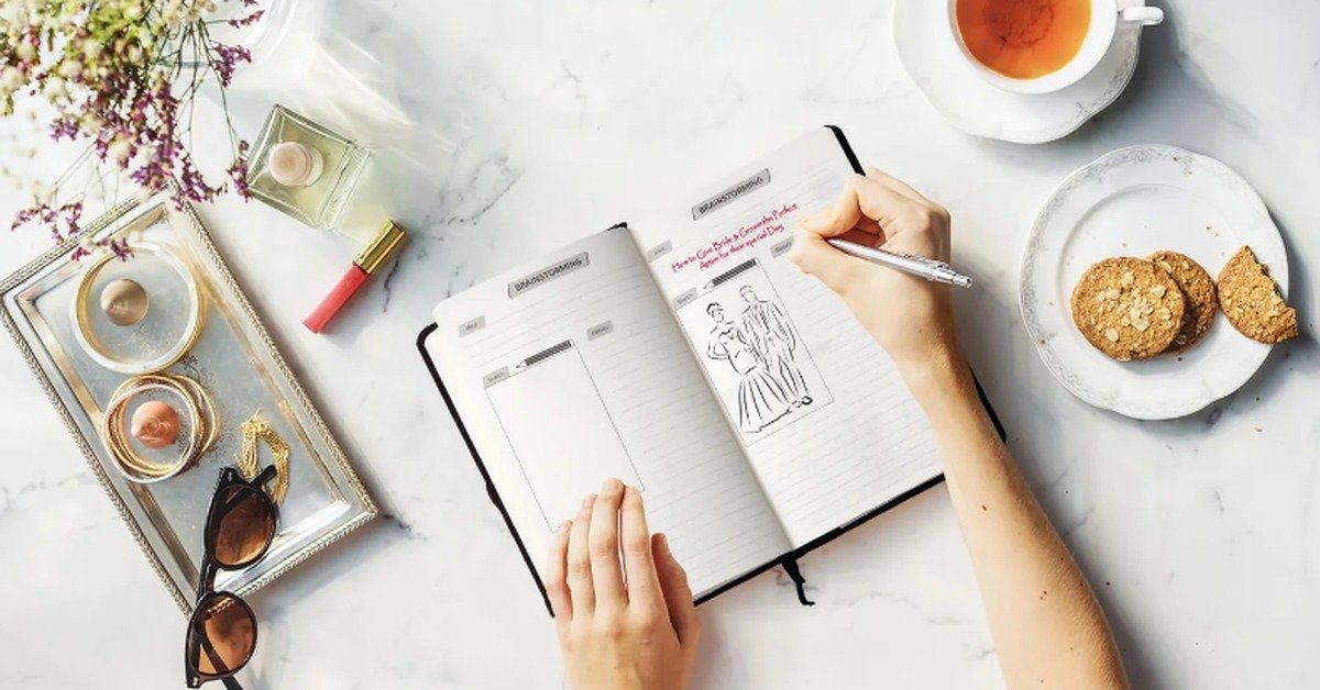 Buy 2027 Diaries & Planners Online – Paperlla